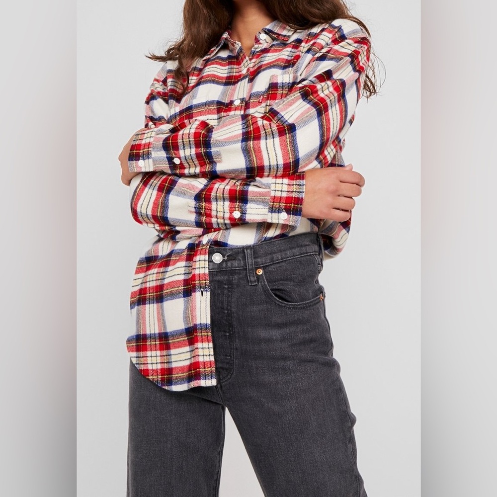 332-Levi’s Plaid Flannel Shacket Button Front Red Multi-Color - Picture 3 of 9